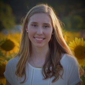 Meet your Posher, Cristin